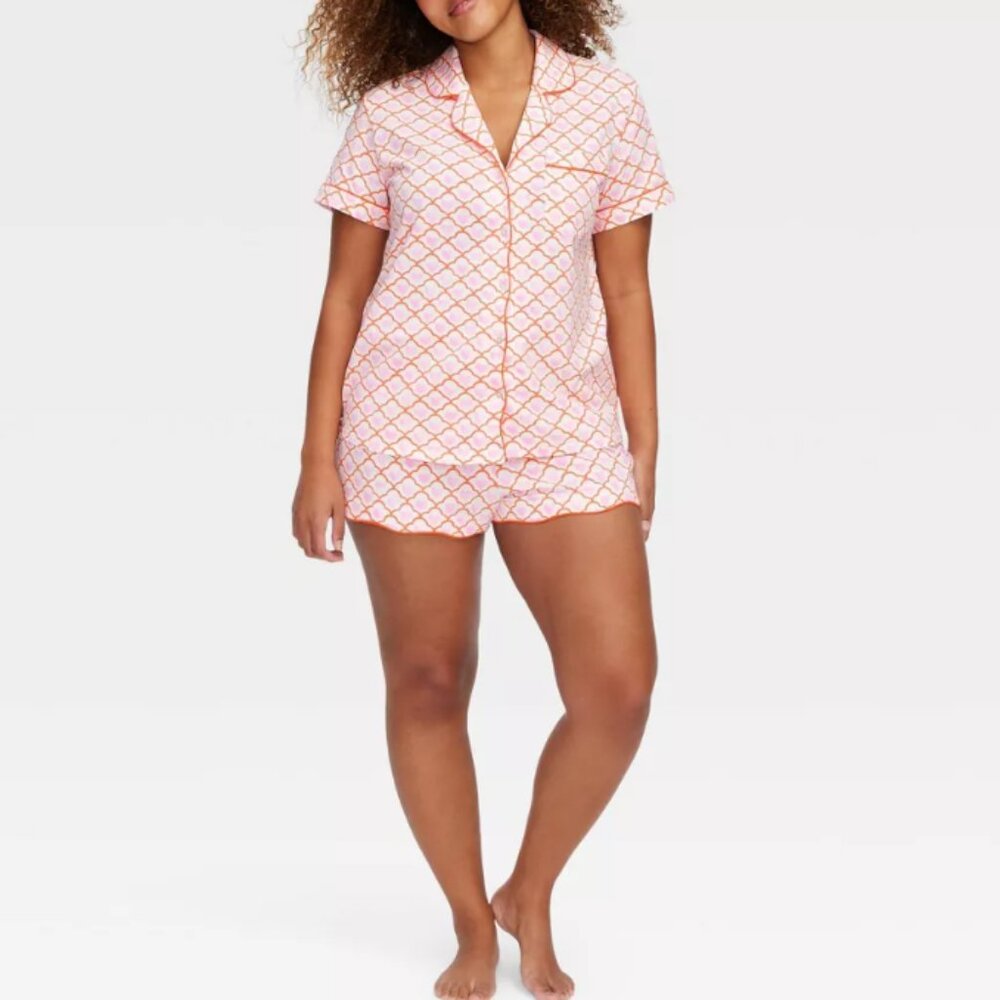 ๐๐ฐRoller Rabbit x Target Geo Hearts Short Sleeve/Shorts Pajama Set Pink sz XS - Picture 2 of 2